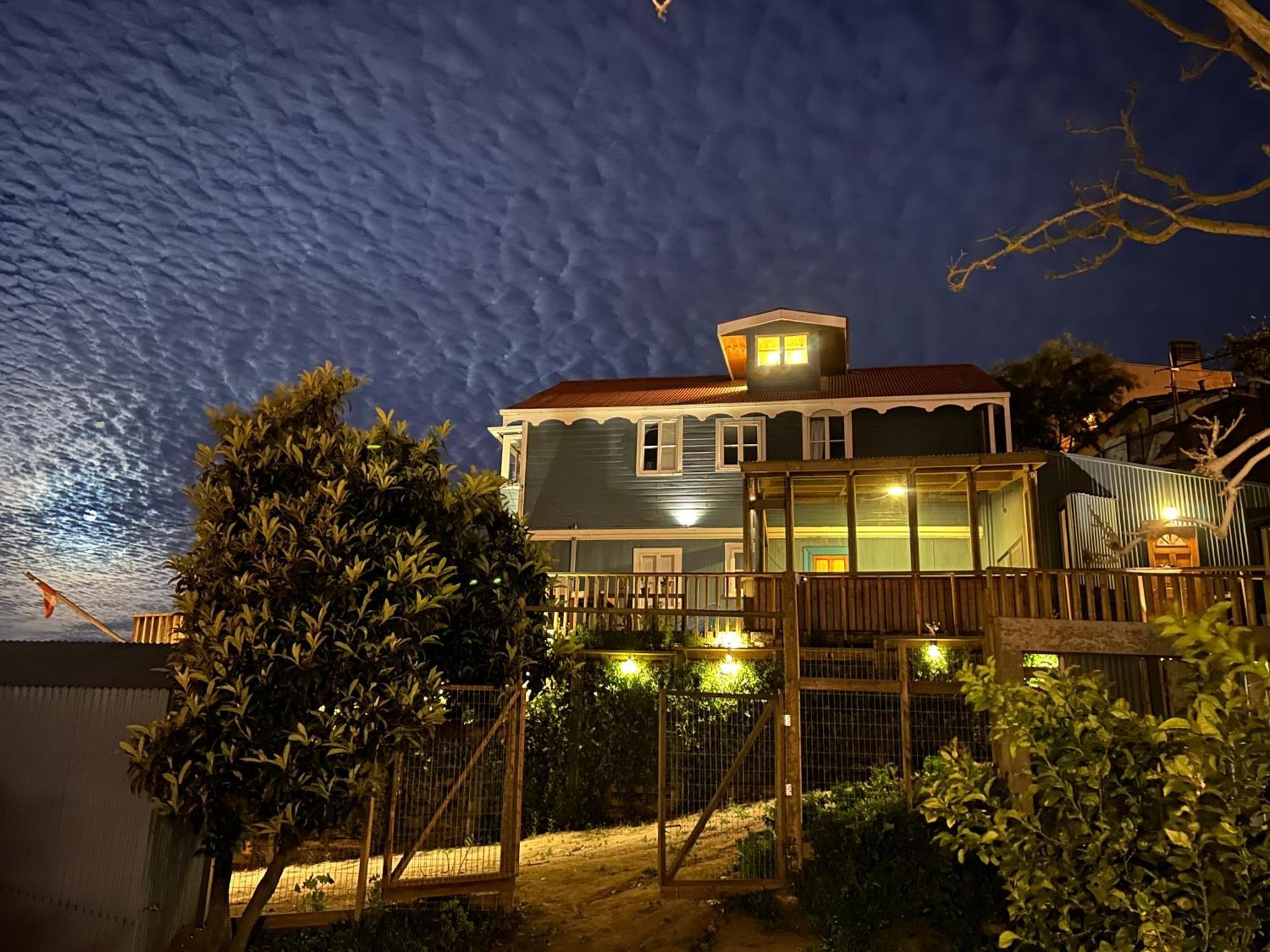 Hotel Faro Azul Valparaiso Cerro Alegre Екстер'єр фото