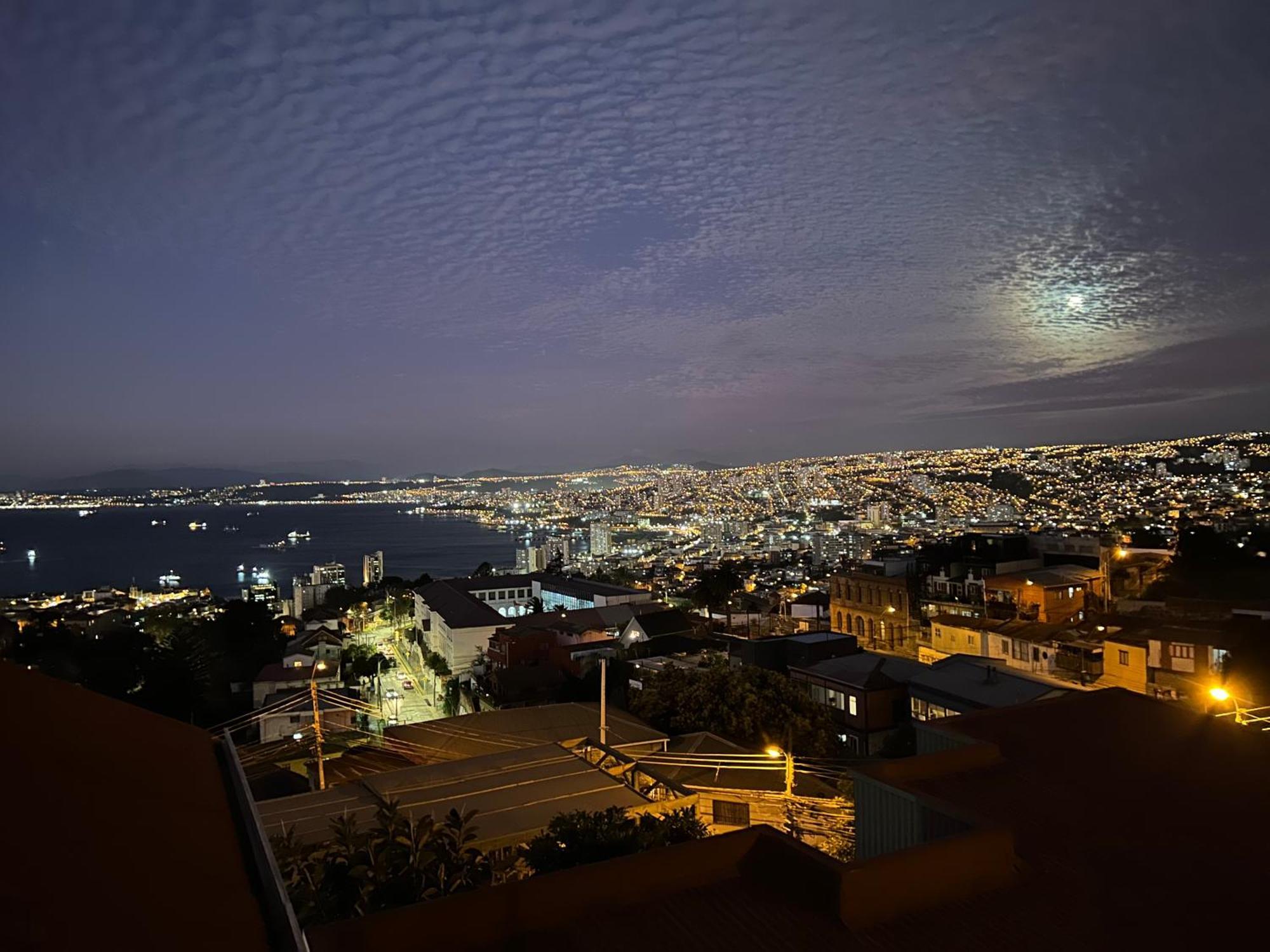 Hotel Faro Azul Valparaiso Cerro Alegre Екстер'єр фото
