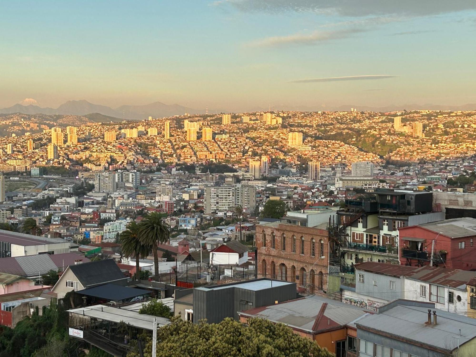 Hotel Faro Azul Valparaiso Cerro Alegre Екстер'єр фото